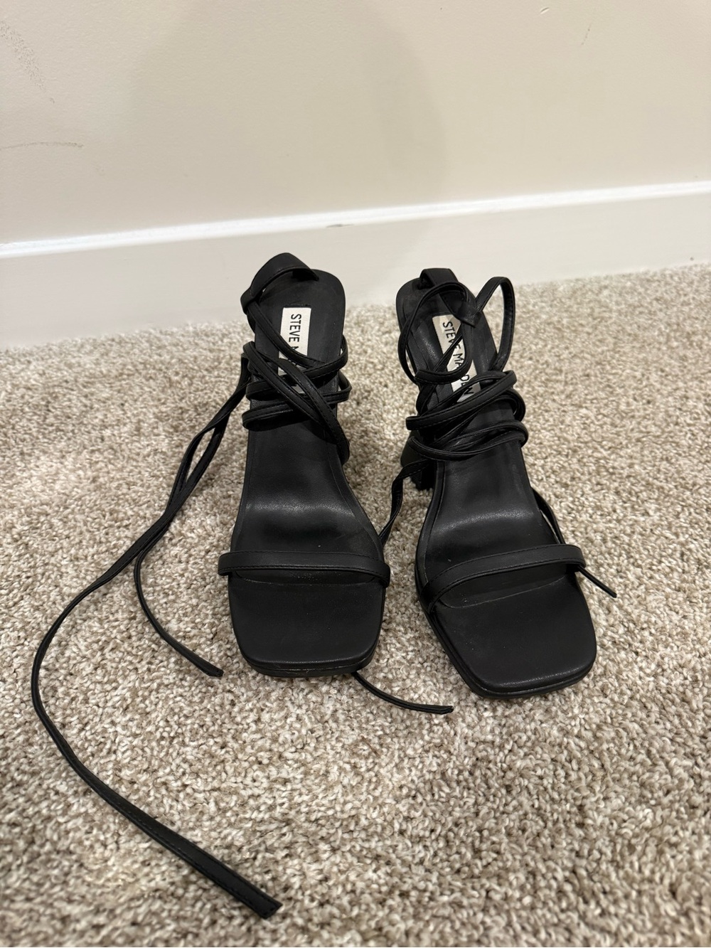 Steve Madden Black Lace-Up Square Toe Heeled Sandals